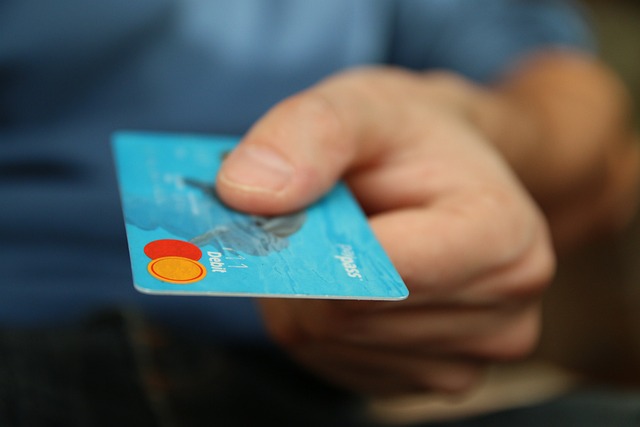 Kviklån vs. Banklån: Hvilket er det bedste for din økonomi?